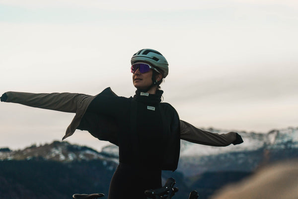 Rouler en automne : les accessoires qui font toute la différence